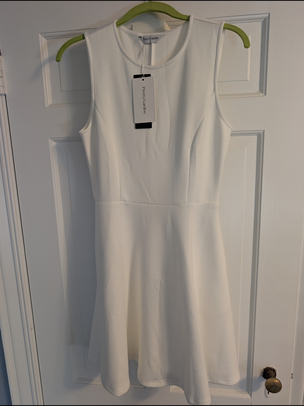Pretty Garden White Sleeveless A-Line Dress